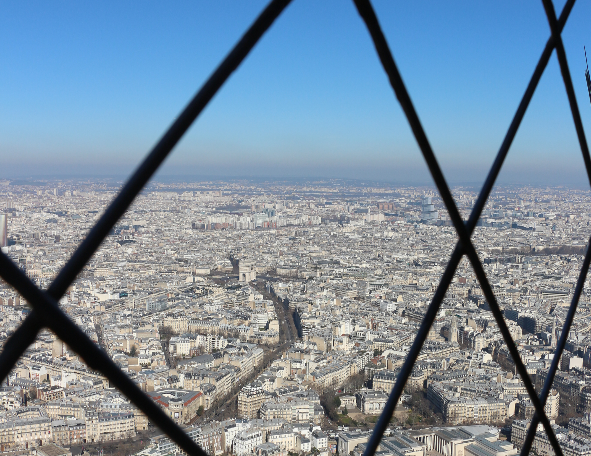Paris Travel Guide-2.png